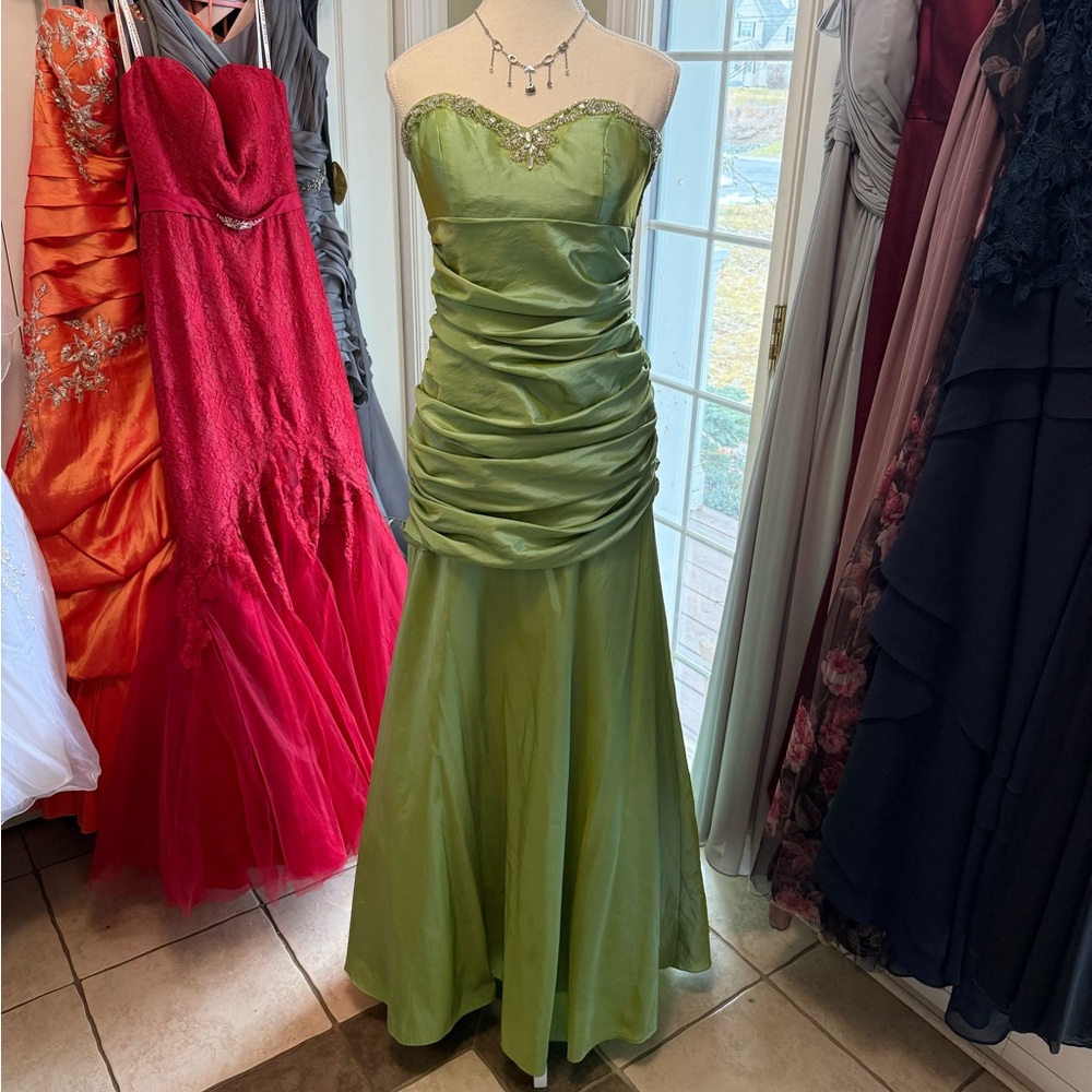 Vintage Designer May Queen Strapless Green Gown